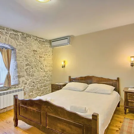 Casa de Férias Stancija Bursic