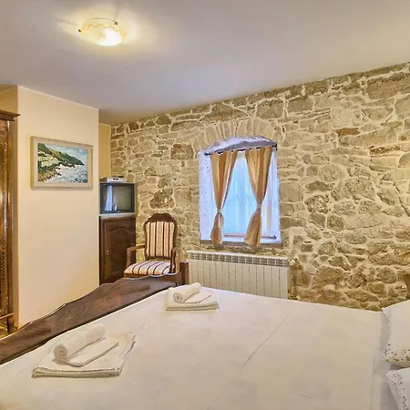 Stancija Bursic Pula