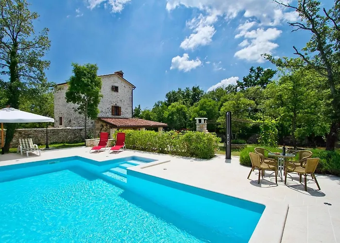 Stancija Bursic 펜션 *