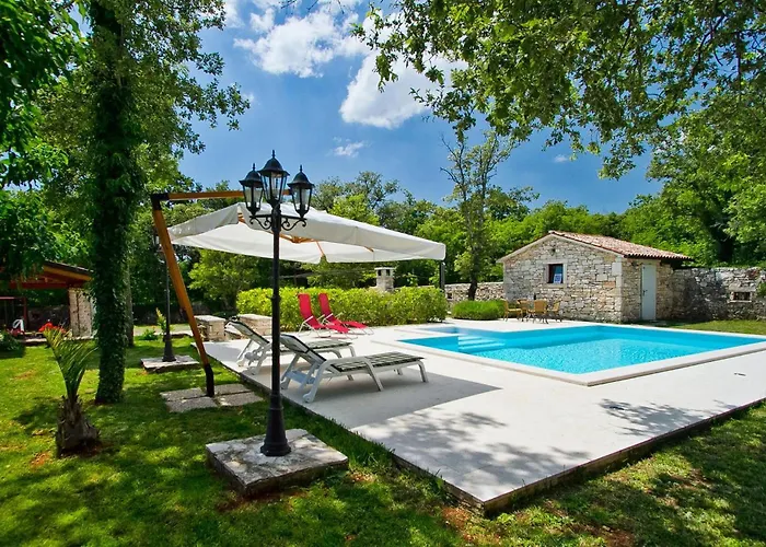 Stancija Bursic * 풀라