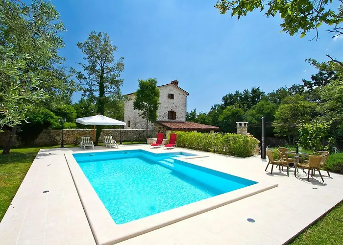 Stancija Bursic 펜션 *